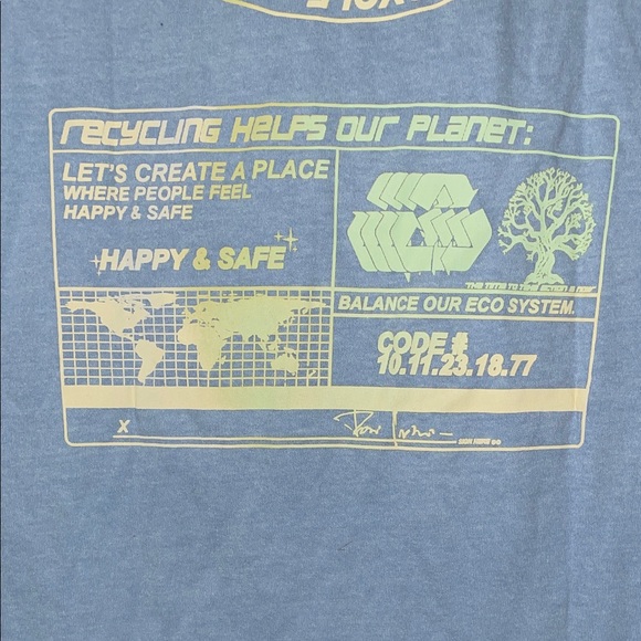 Reduce Reuse ♻️ Recycle Graphic Tee - Picture 8 of 9